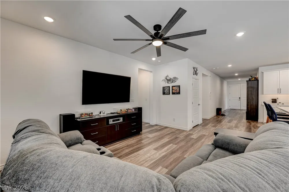 10075 Gila River Street Las Vegas, NV 89178