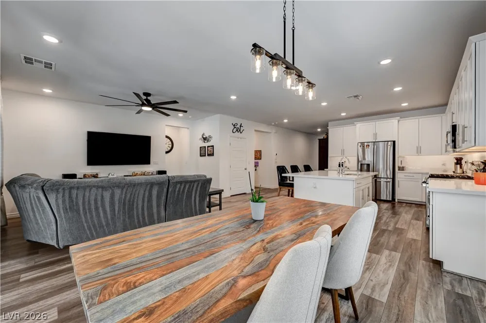 10075 Gila River Street Las Vegas, NV 89178