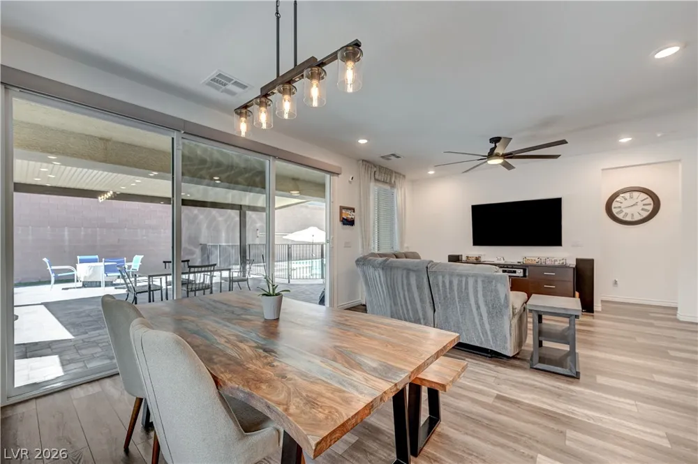 10075 Gila River Street Las Vegas, NV 89178