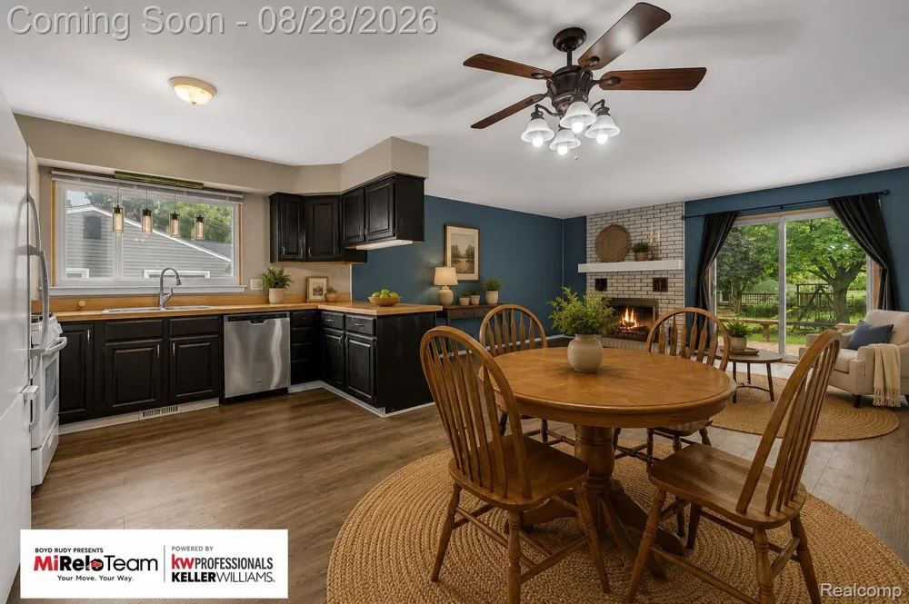 352 Winchester Street South Lyon City, MI 48178