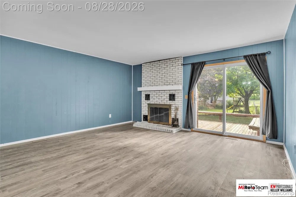 352 Winchester Street South Lyon City, MI 48178