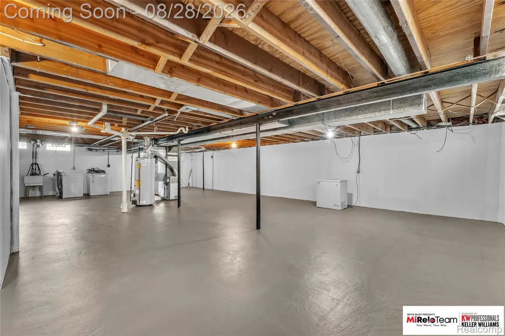 352 Winchester Street South Lyon City, MI 48178