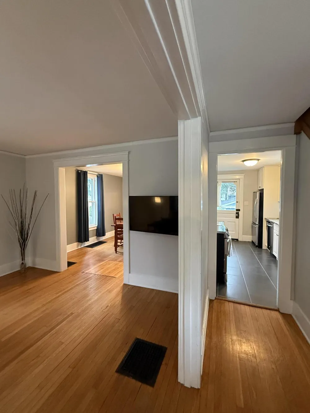 121 Kenwood Avenue Ann Arbor City, MI 48103