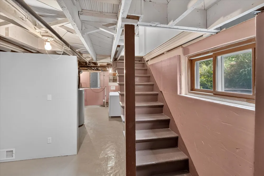 121 Kenwood Avenue Ann Arbor City, MI 48103