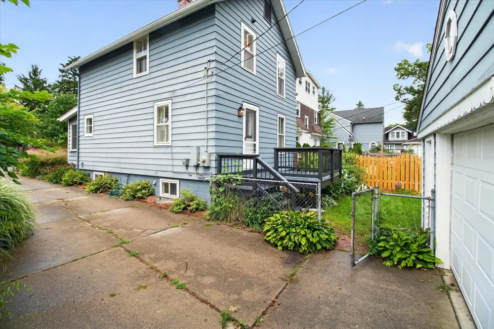 121 Kenwood Avenue Ann Arbor City, MI 48103