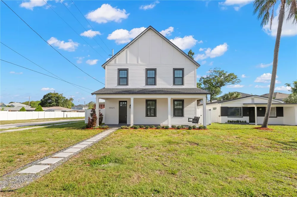 3923 W GRAY STREET Tampa, FL 33609