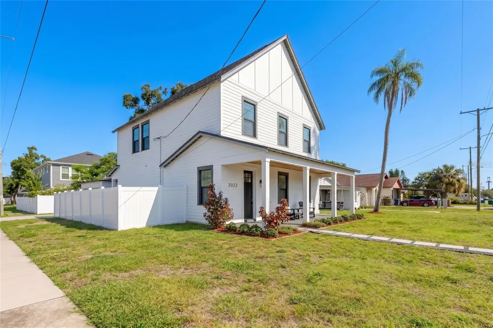 3923 W GRAY STREET Tampa, FL 33609