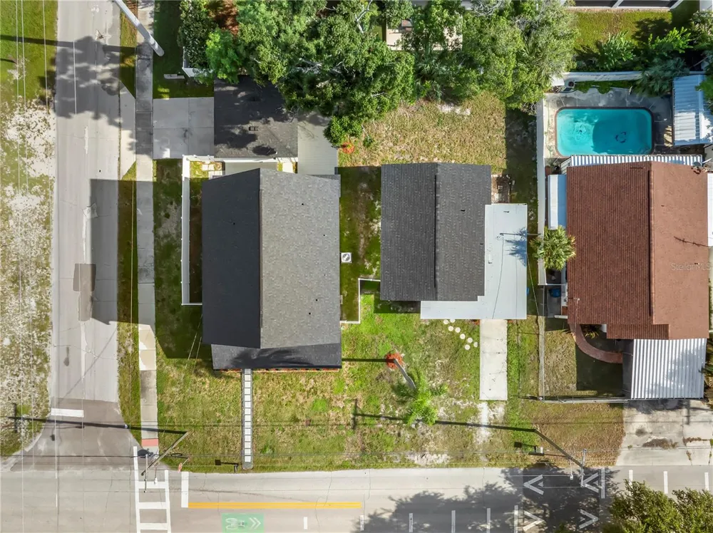 3923 W GRAY STREET Tampa, FL 33609