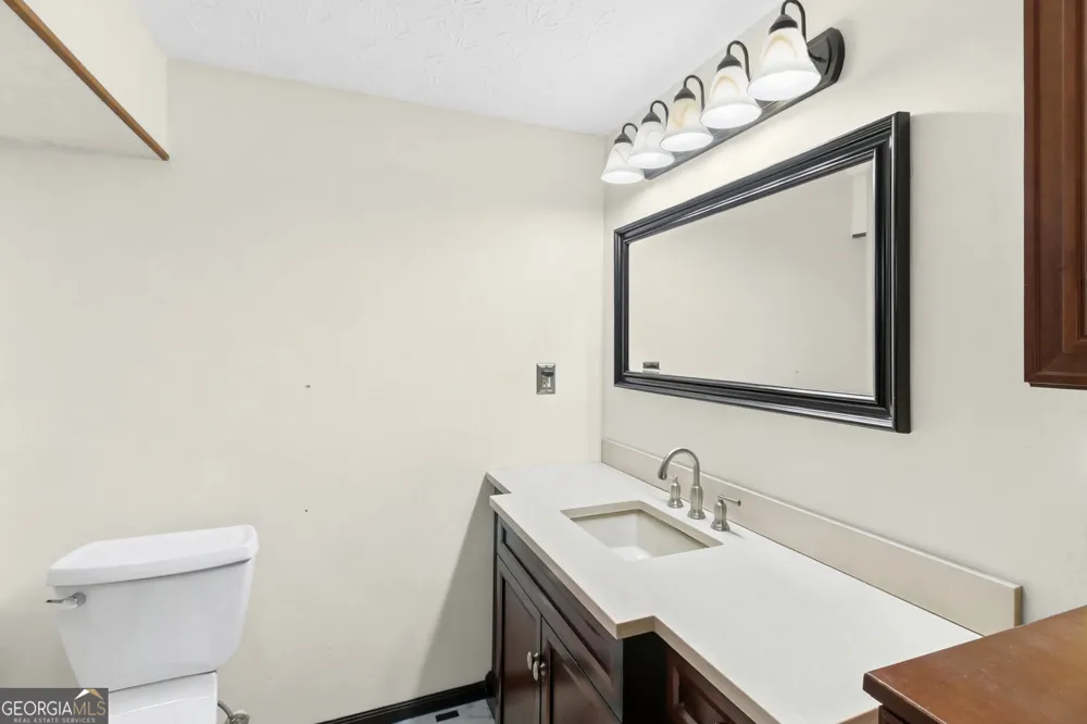 110 HEARTHSTONE DR Stockbridge, GA 30281