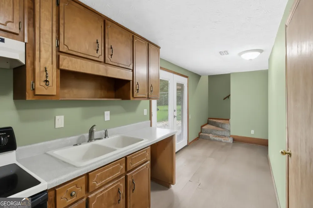 110 HEARTHSTONE DR Stockbridge, GA 30281
