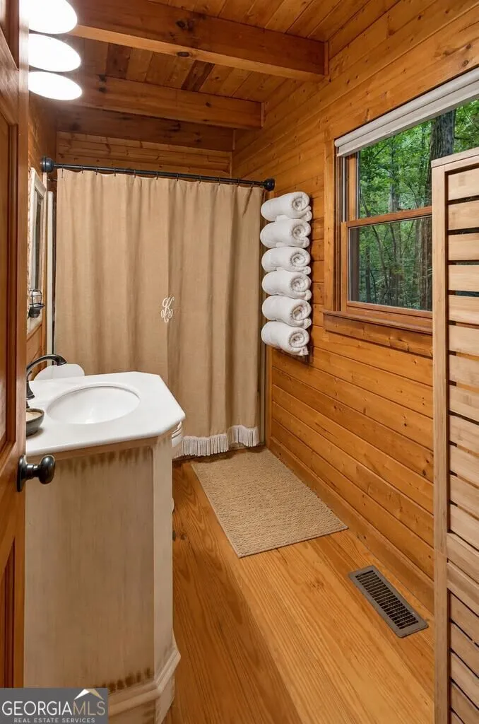 681 Skyview DR Ellijay, GA 30536