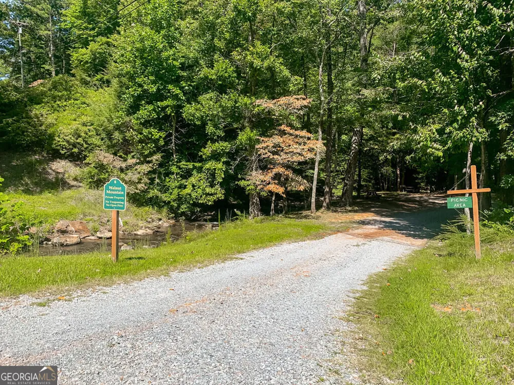 681 Skyview DR Ellijay, GA 30536
