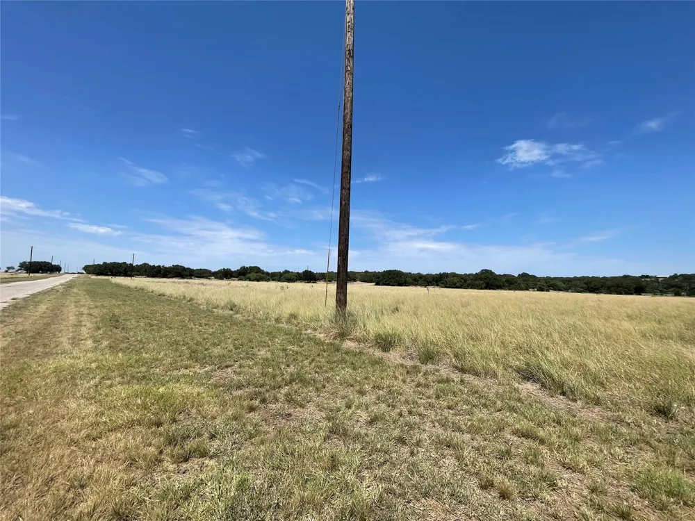 35 Cattle Trail Trail Kempner, TX 76539