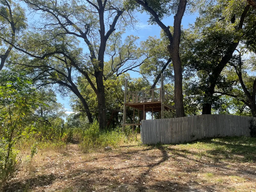35 Cattle Trail Trail Kempner, TX 76539