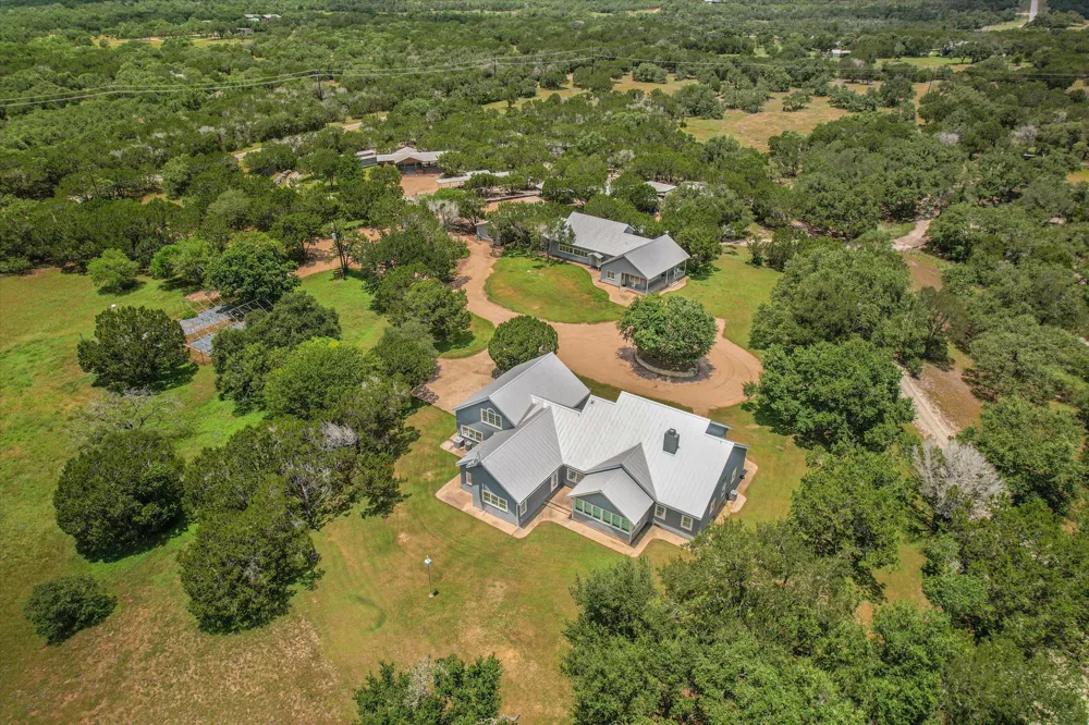 3820 River Road Wimberley, TX 78676