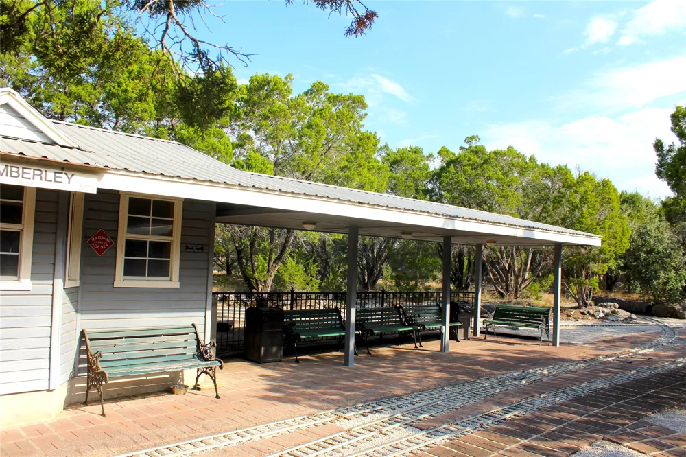 3820 River Road Wimberley, TX 78676