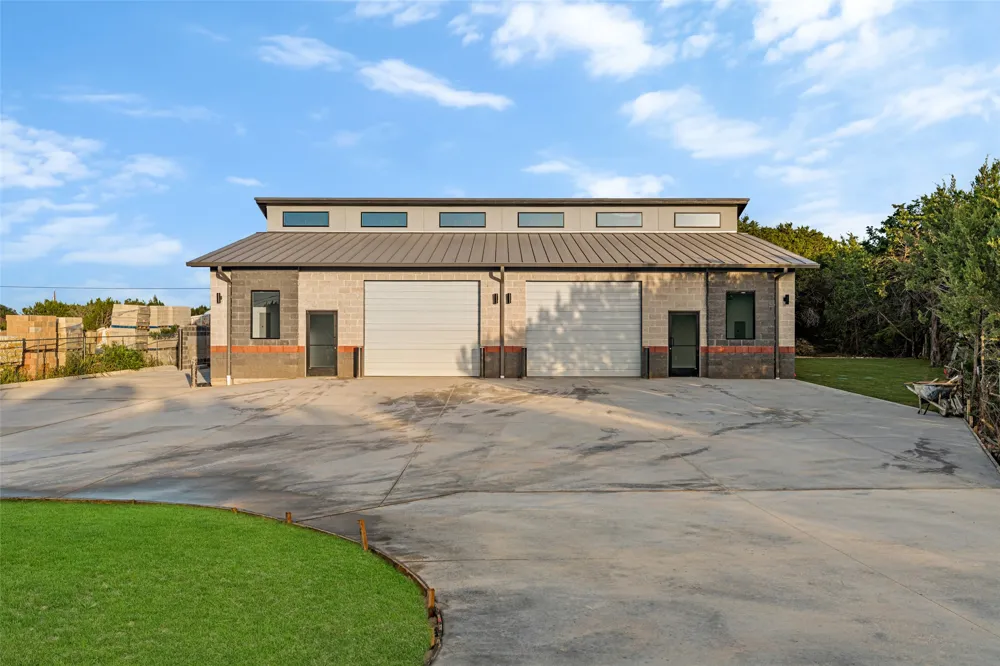 2555 Paluxy Highway Granbury, TX 76048