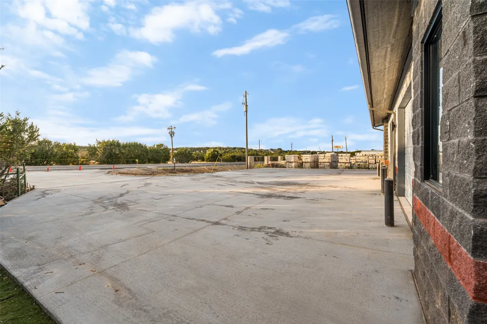 2555 Paluxy Highway Granbury, TX 76048