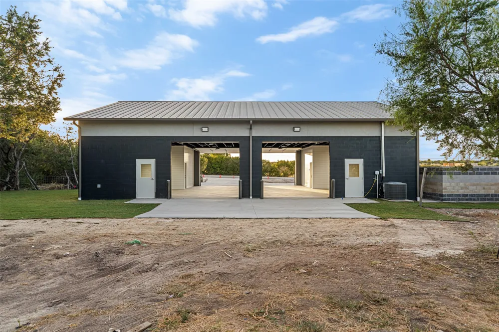 2555 Paluxy Highway Granbury, TX 76048