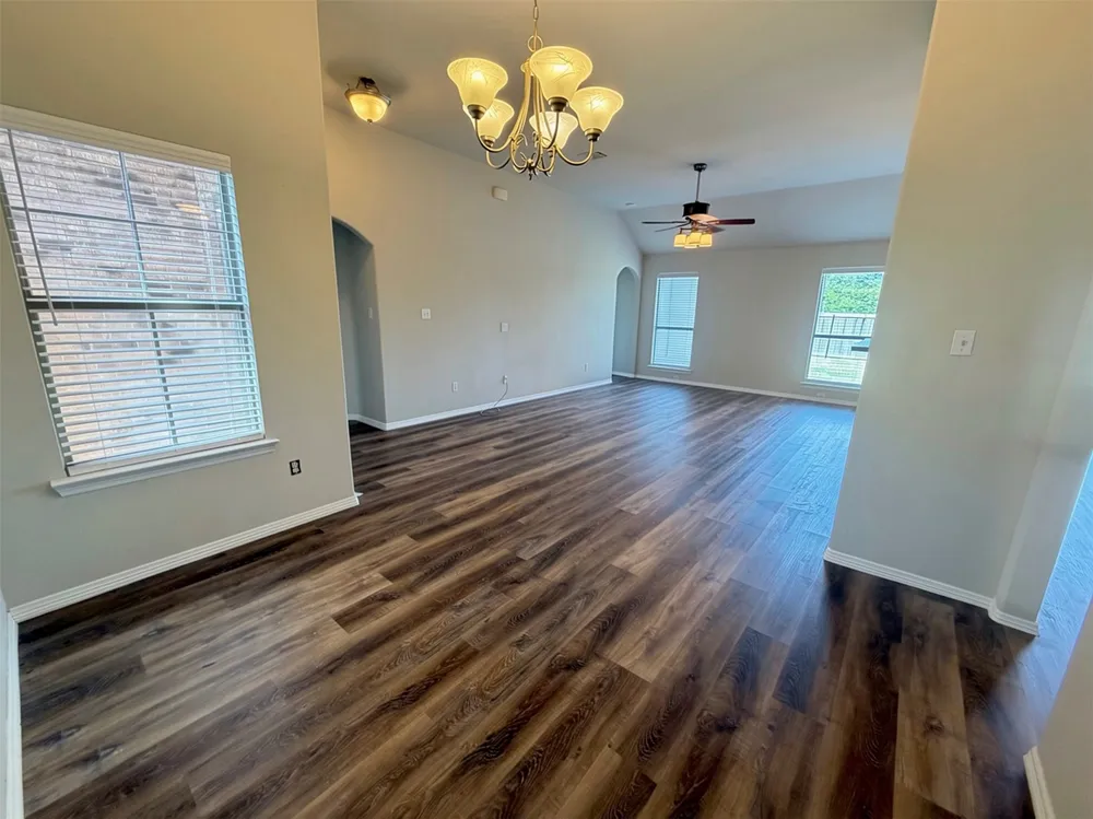 128 Starlight Drive Forney, TX 75126
