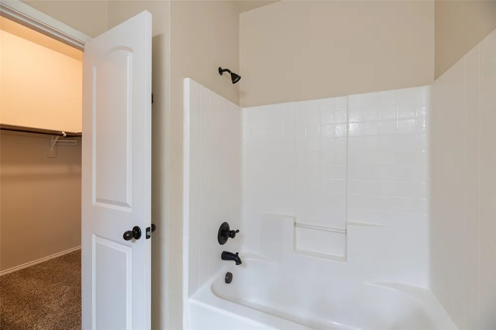 355 Armstrong Lane Lavon, TX 75166
