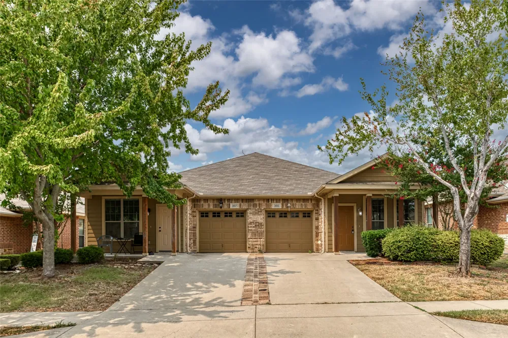 355 Armstrong Lane Lavon, TX 75166
