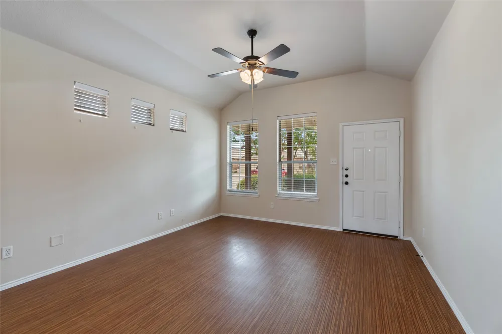 355 Armstrong Lane Lavon, TX 75166