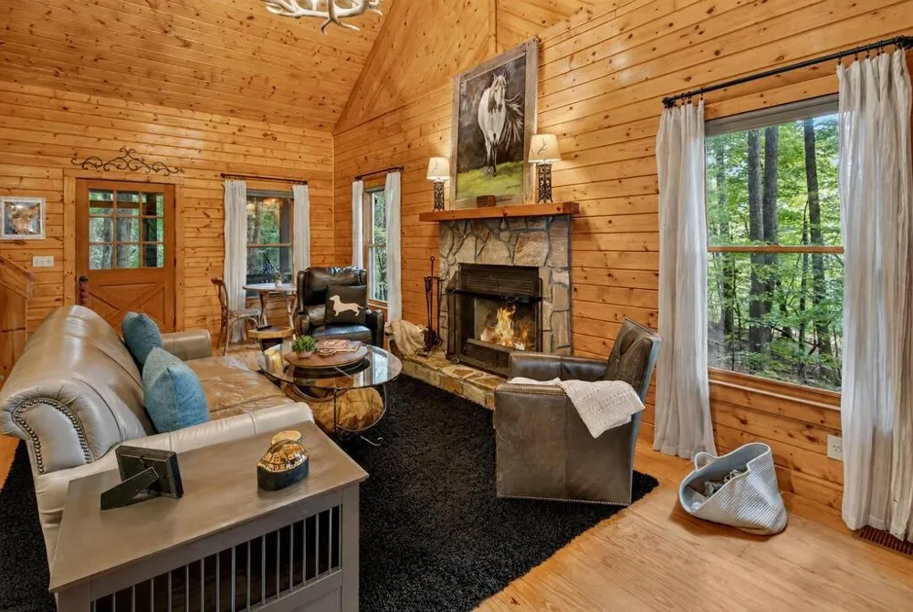 681 Skyview Drive Ellijay, GA 30536