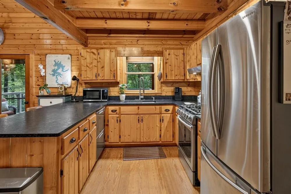 681 Skyview Drive Ellijay, GA 30536