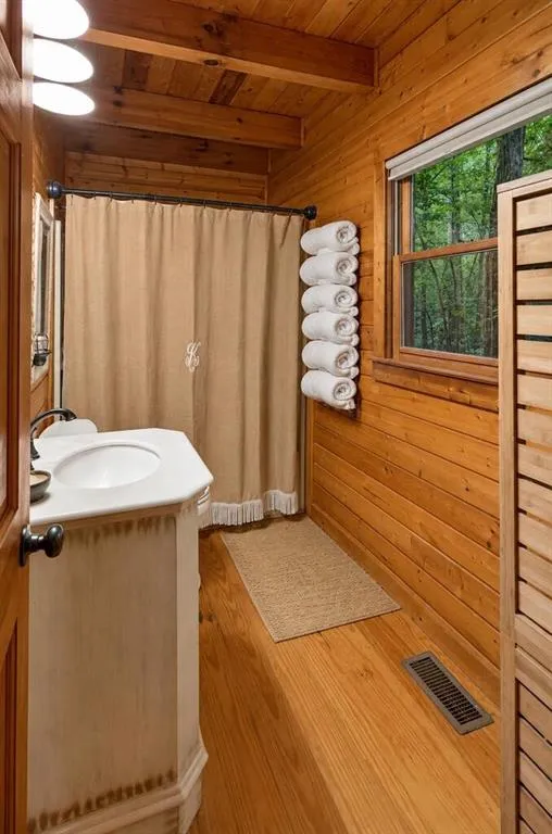 681 Skyview Drive Ellijay, GA 30536