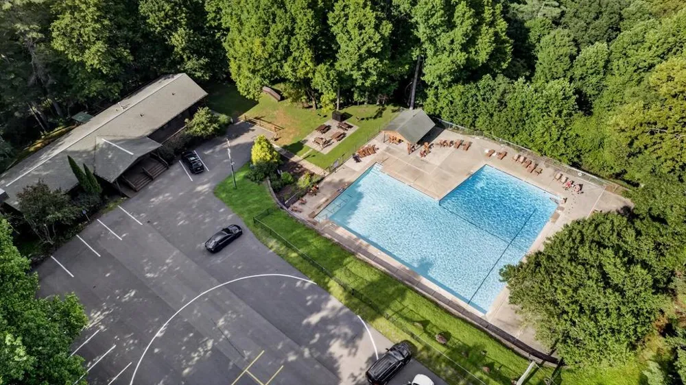 681 Skyview Drive Ellijay, GA 30536