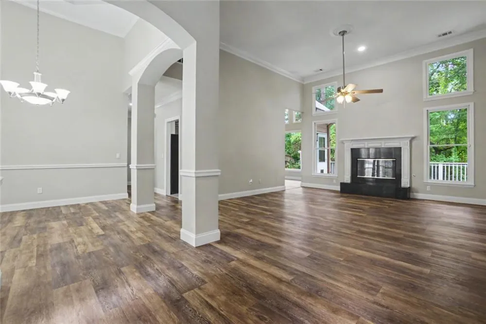 102 Legacy Court Woodstock, GA 30189