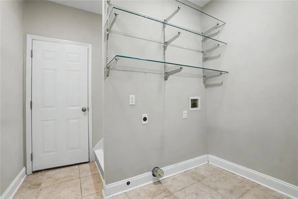 102 Legacy Court Woodstock, GA 30189