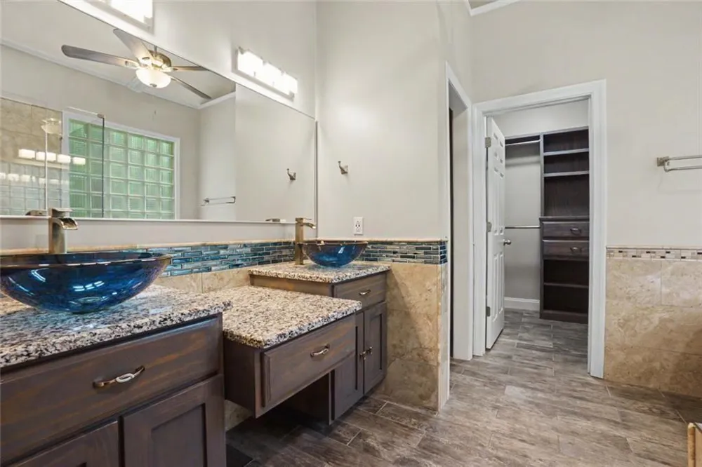 102 Legacy Court Woodstock, GA 30189