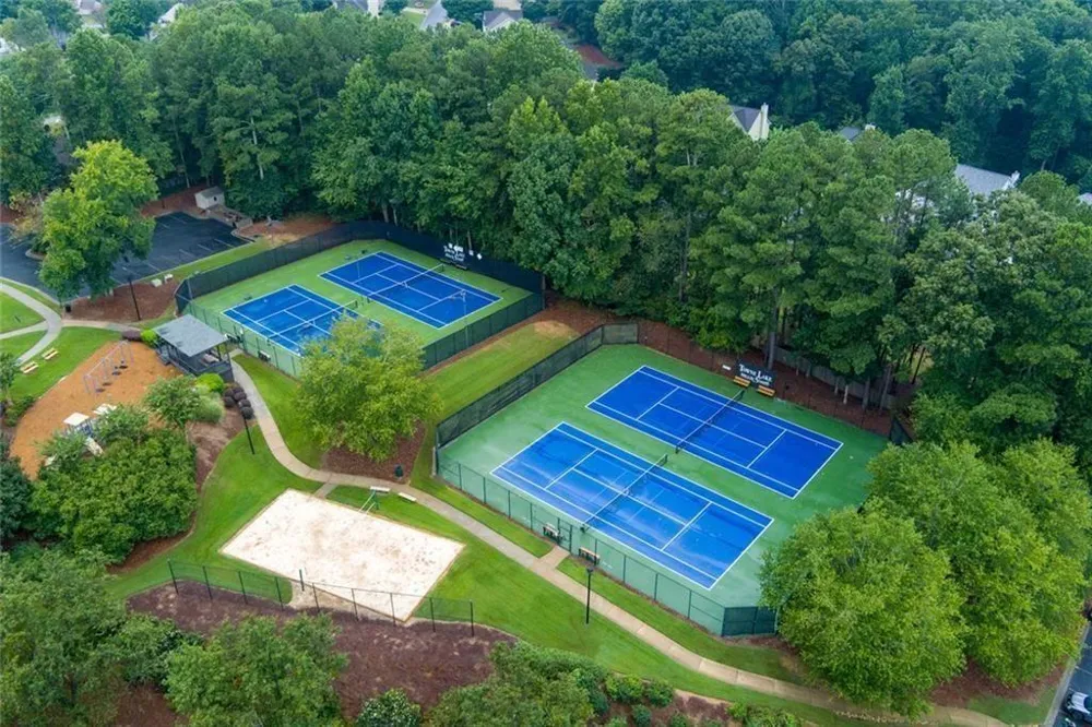 102 Legacy Court Woodstock, GA 30189