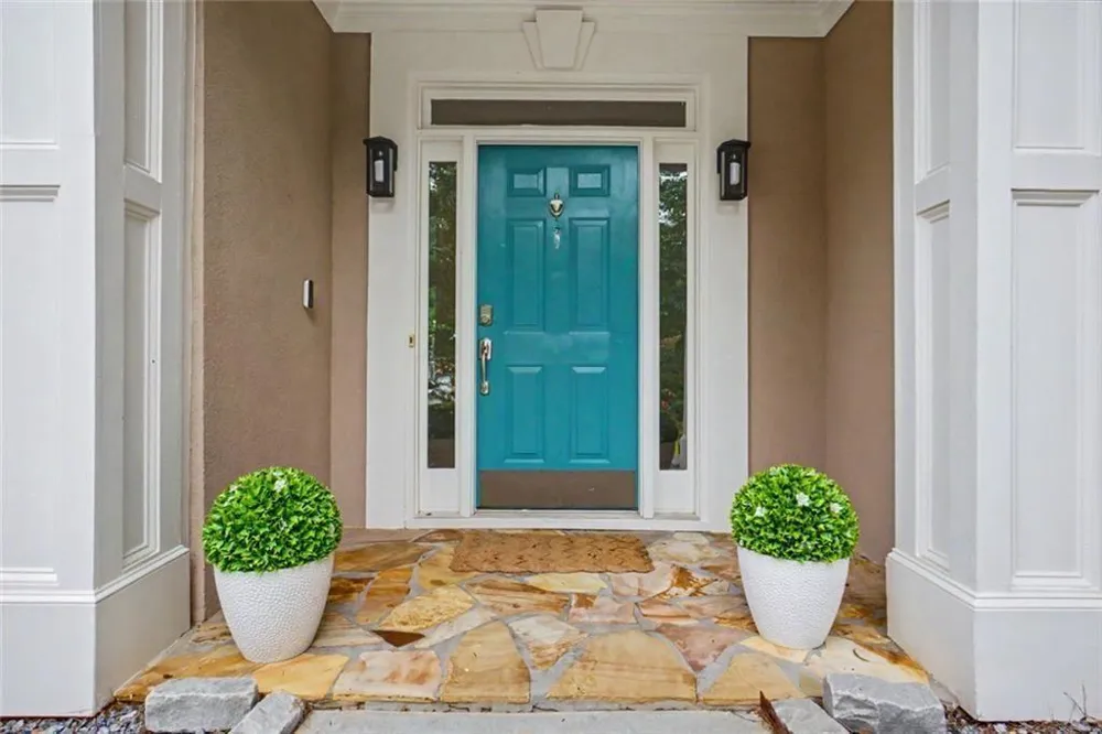 102 Legacy Court Woodstock, GA 30189