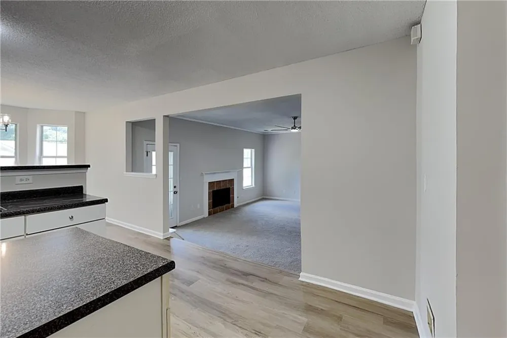 2781 Ward Lake Way Ellenwood, GA 30294