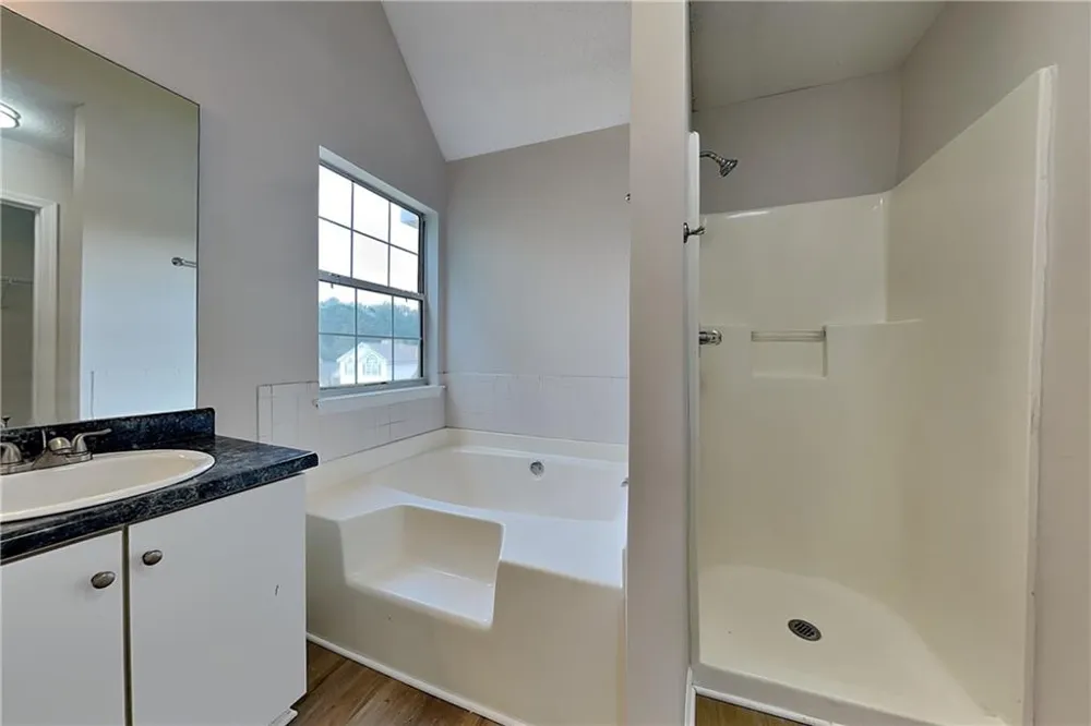 2781 Ward Lake Way Ellenwood, GA 30294