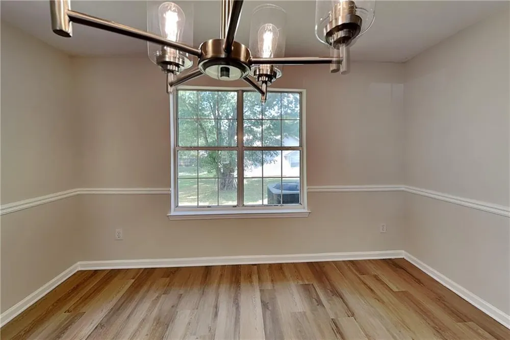 2781 Ward Lake Way Ellenwood, GA 30294