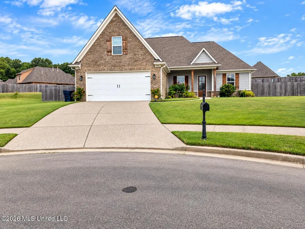 4912 Sunset Harbor Cove Horn Lake, MS 38637