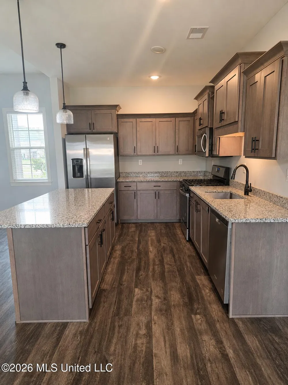 4912 Sunset Harbor Cove Horn Lake, MS 38637