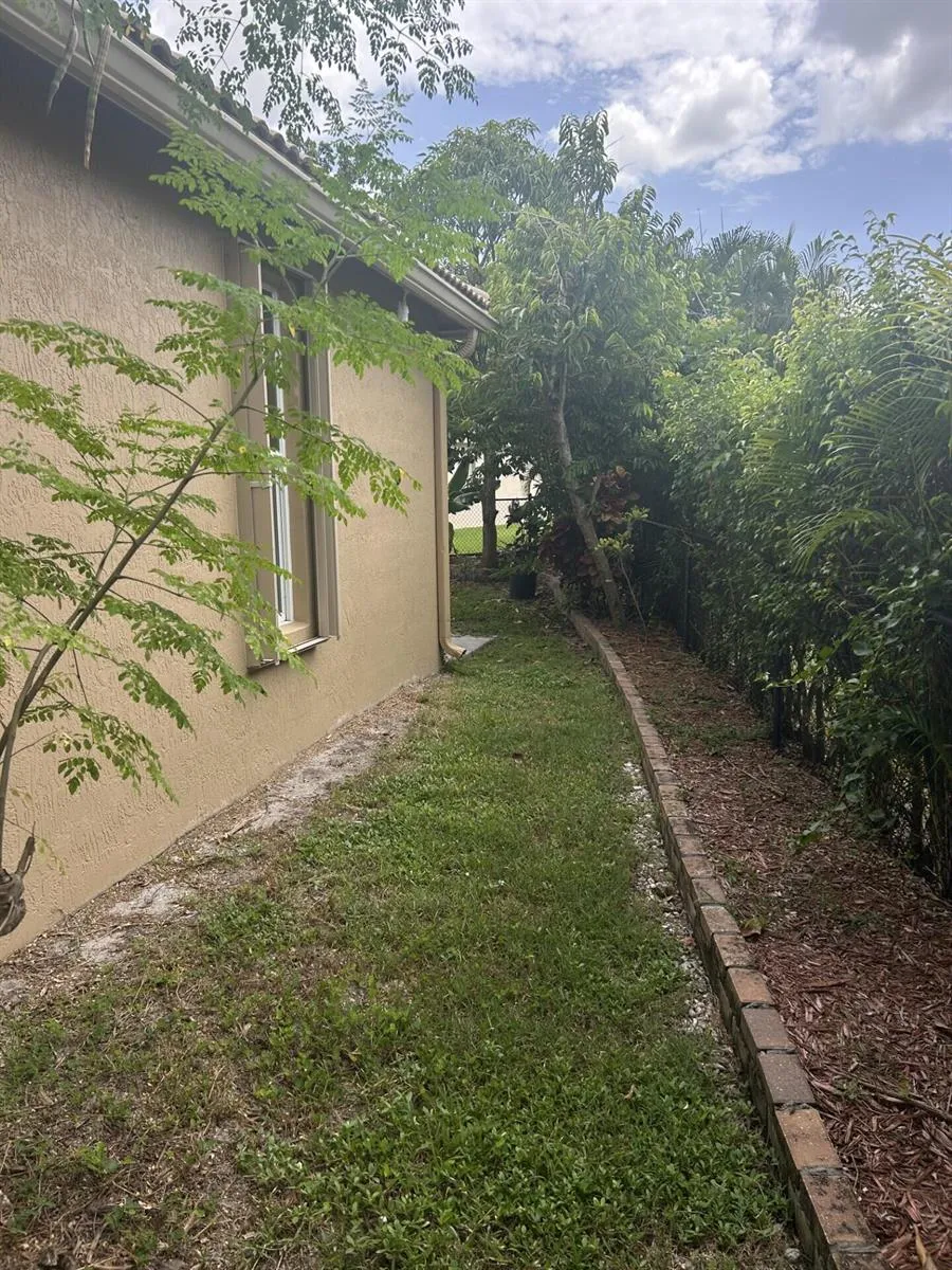 3804 Victoria Road West Palm Beach, FL 33411