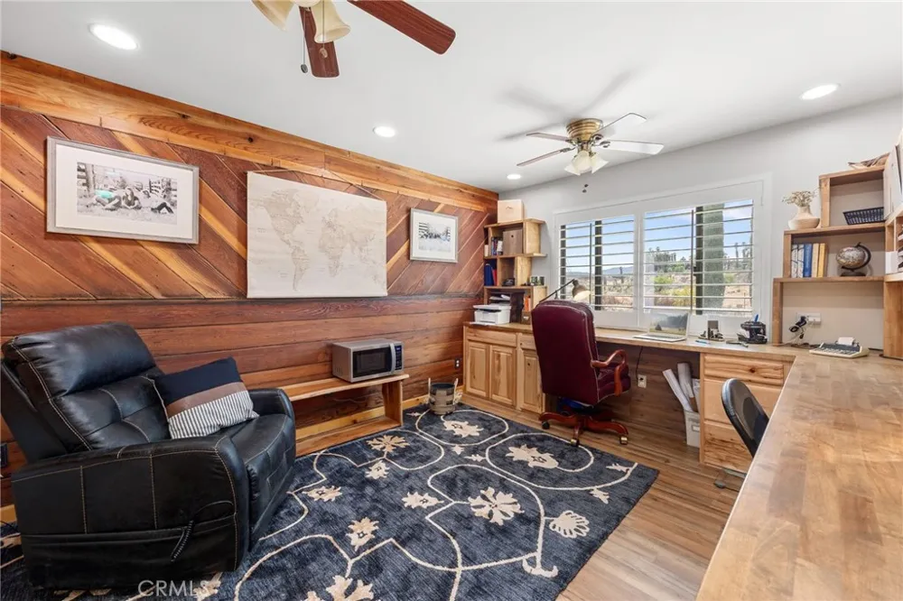 45540 Denizen Heights Hemet, CA 92544