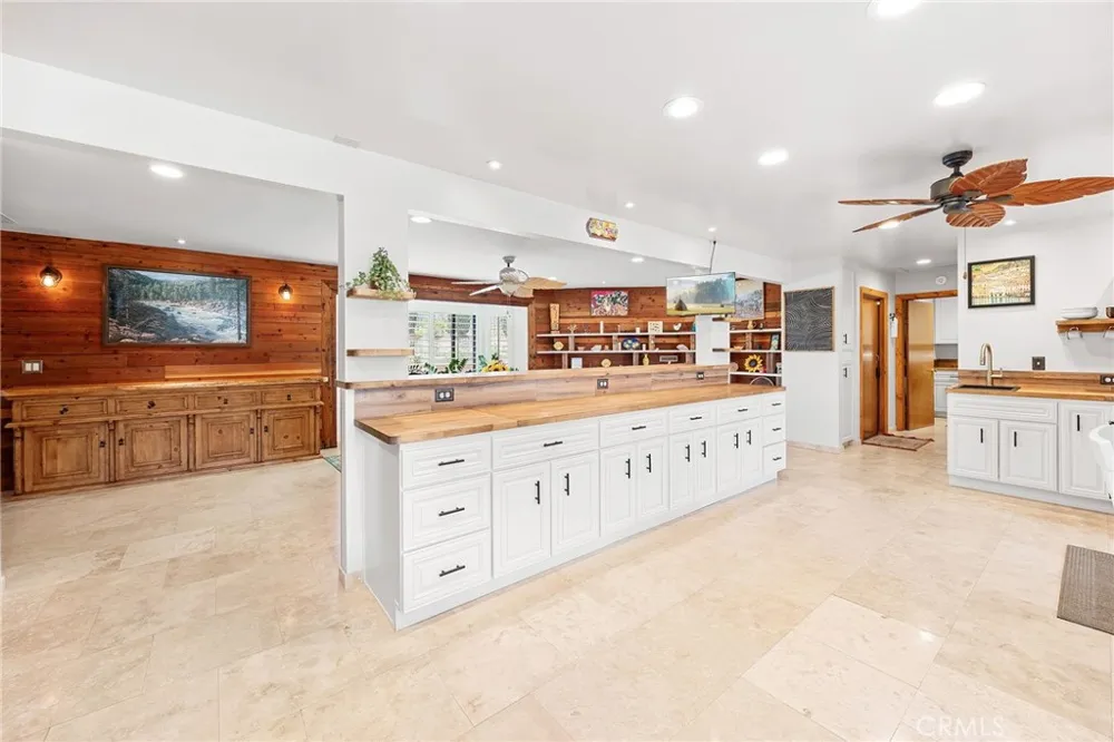 45540 Denizen Heights Hemet, CA 92544