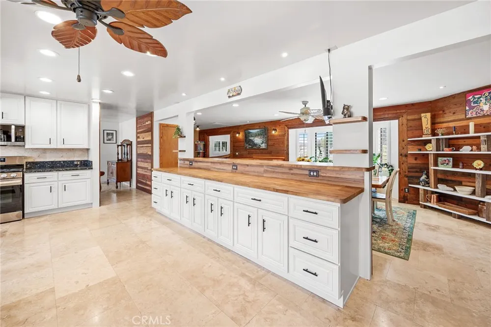 45540 Denizen Heights Hemet, CA 92544