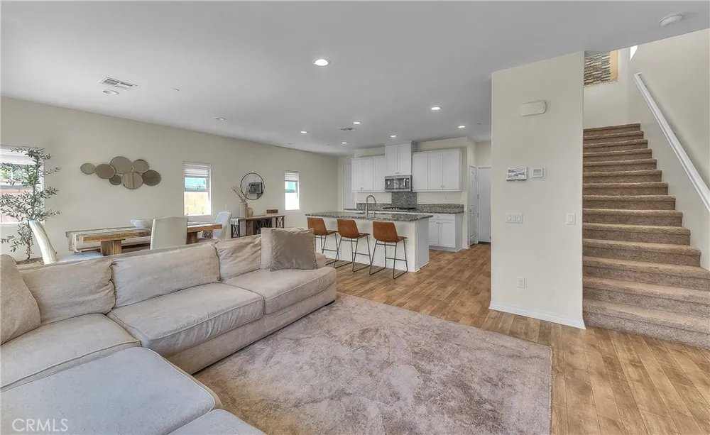 7205 Crescendo Lane Fontana, CA 92336