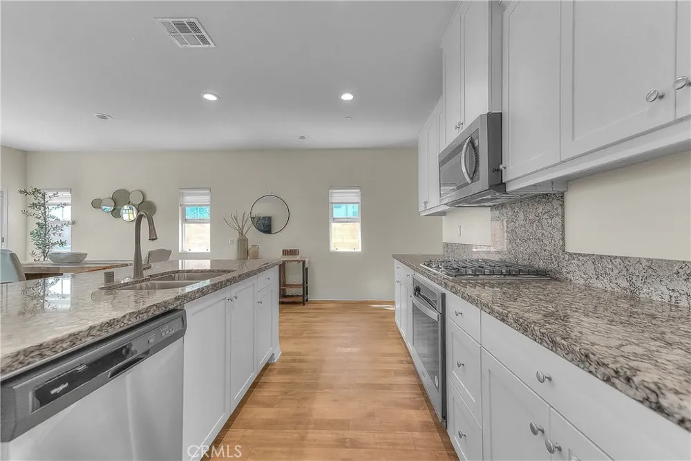 7205 Crescendo Lane Fontana, CA 92336
