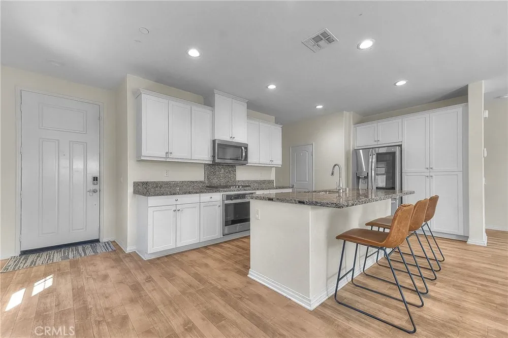 7205 Crescendo Lane Fontana, CA 92336