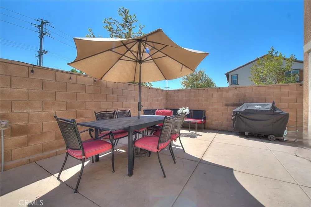 7205 Crescendo Lane Fontana, CA 92336
