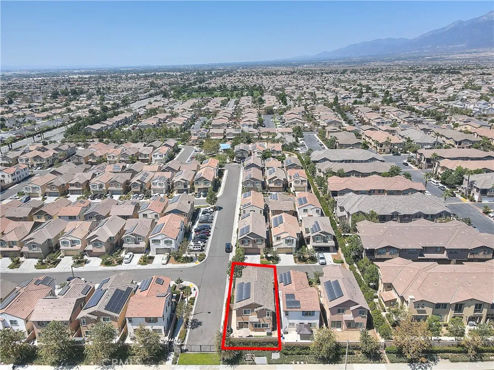 7205 Crescendo Lane Fontana, CA 92336